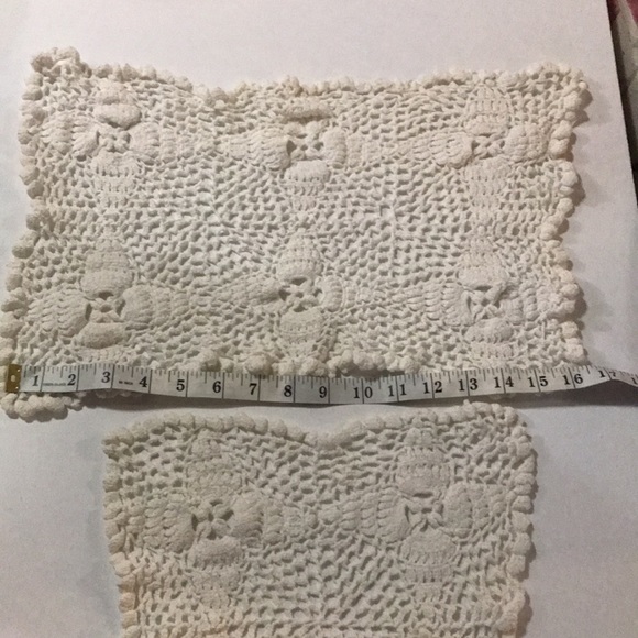 White Doily Place Mats - Vintage - Picture 7 of 12